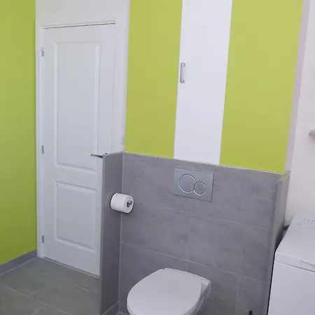 L'autre Petit Parc Apartment